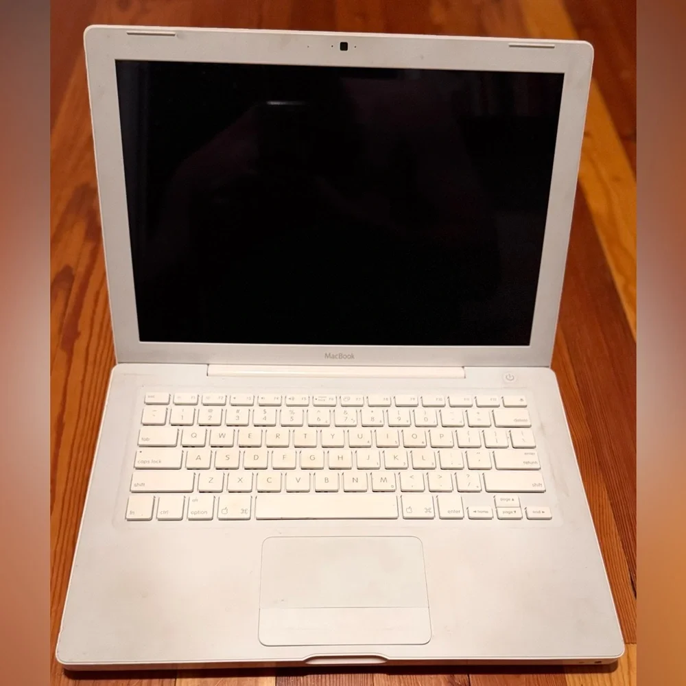 Apple MacBook 2006 Classic White (Parts)
